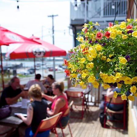 Salt Shaker Deli & Inn Lunenburg Ngoại thất bức ảnh
